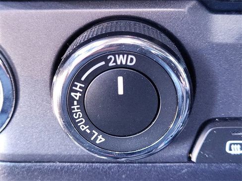 Used 2021 Toyota Tacoma 4x4 Double Cab image 16