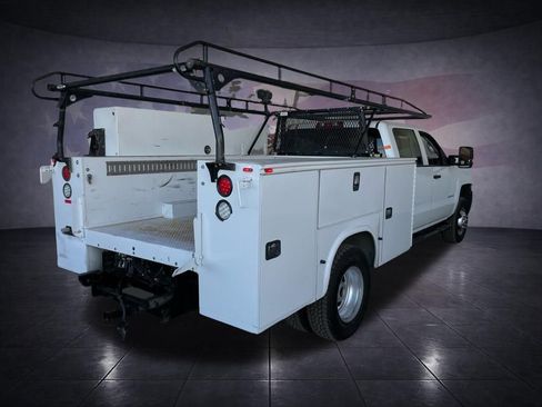 Used 2018 Chevrolet Silverado 3500 W/T w/ WT Convenience Package image 5