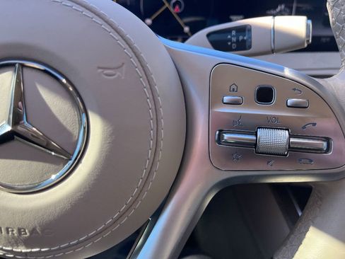 Used 2020 Mercedes-Benz S 560 4MATIC Sedan image 39