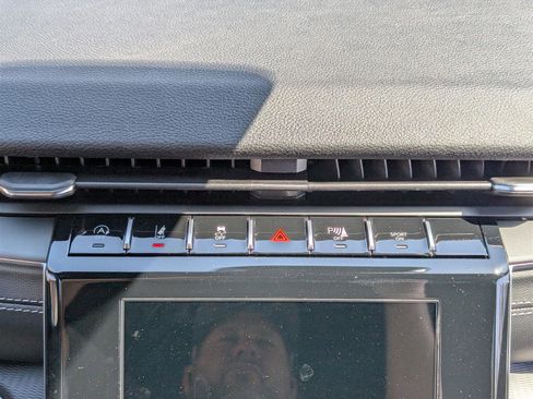 New 2025 Jeep Grand Cherokee L Laredo w/ Luxury Tech Group I image 25