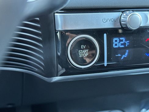 Used 2024 Hyundai Ioniq 5 SEL image 22