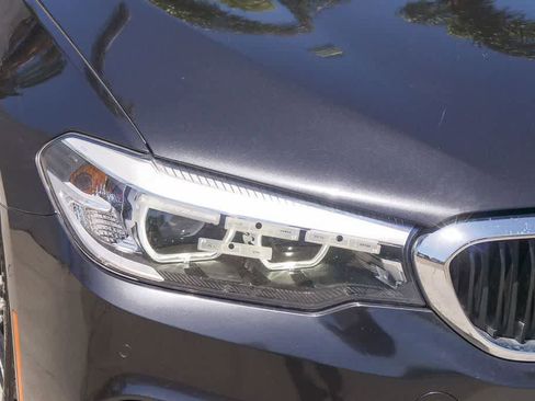 Used 2018 BMW 540i RWD image 3