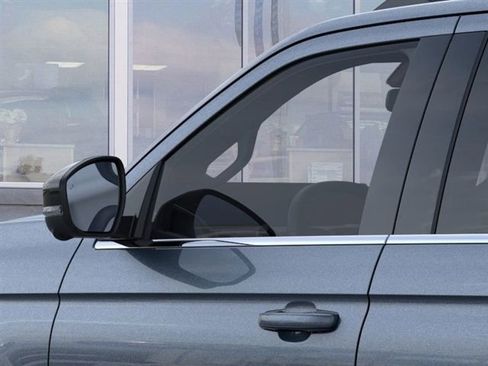 New 2025 Ford Expedition Active image 20