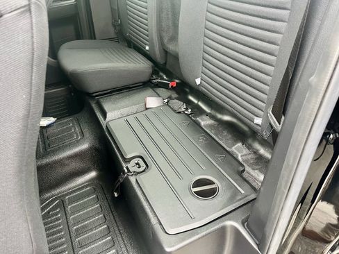 Used 2019 Ford Ranger XL w/ Equipment Group 101A Mid image 10