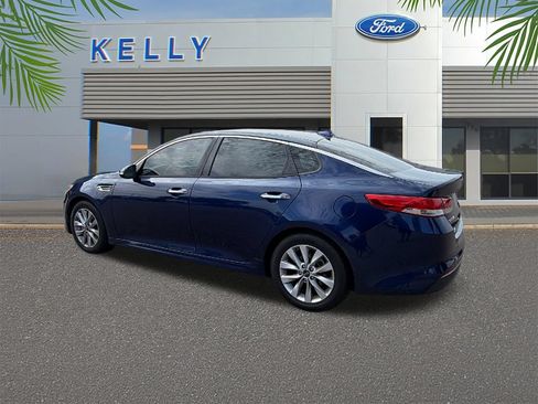 Used 2017 Kia Optima EX FWD image 3