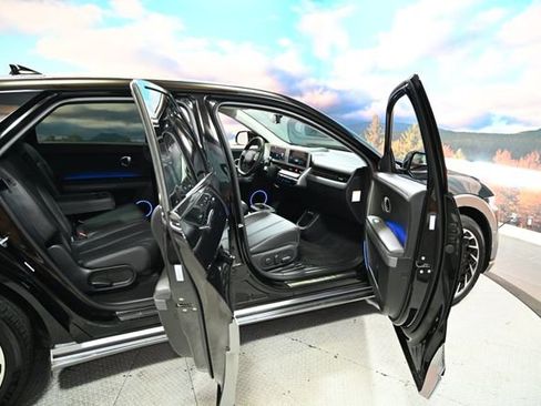 Used 2024 Hyundai Ioniq 5 Limited image 45