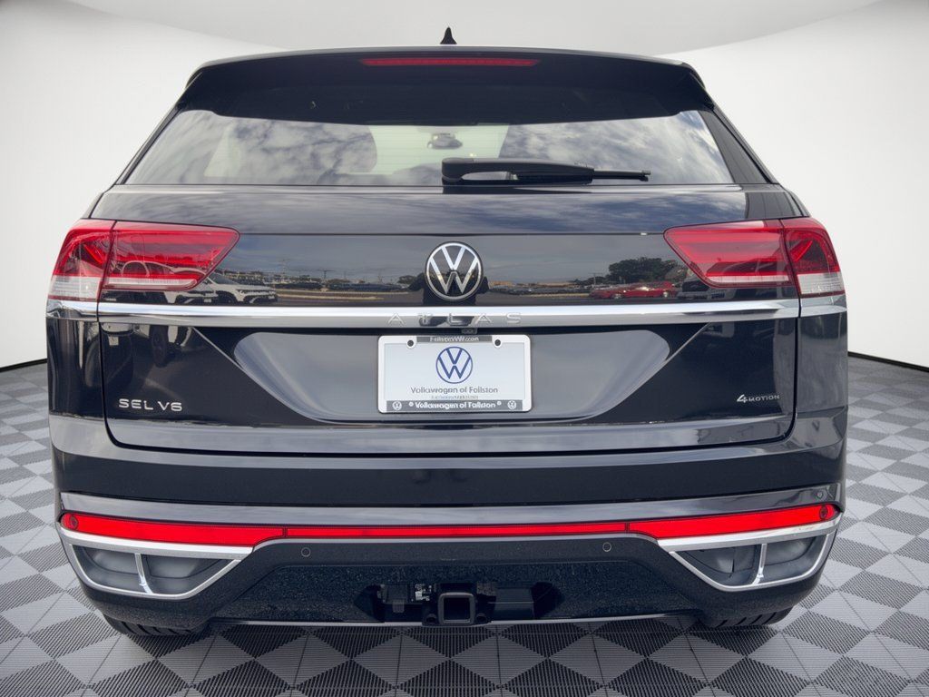 Certified 2023 Volkswagen Atlas Cross Sport SEL Premium R-Line AWD/4WD image 11