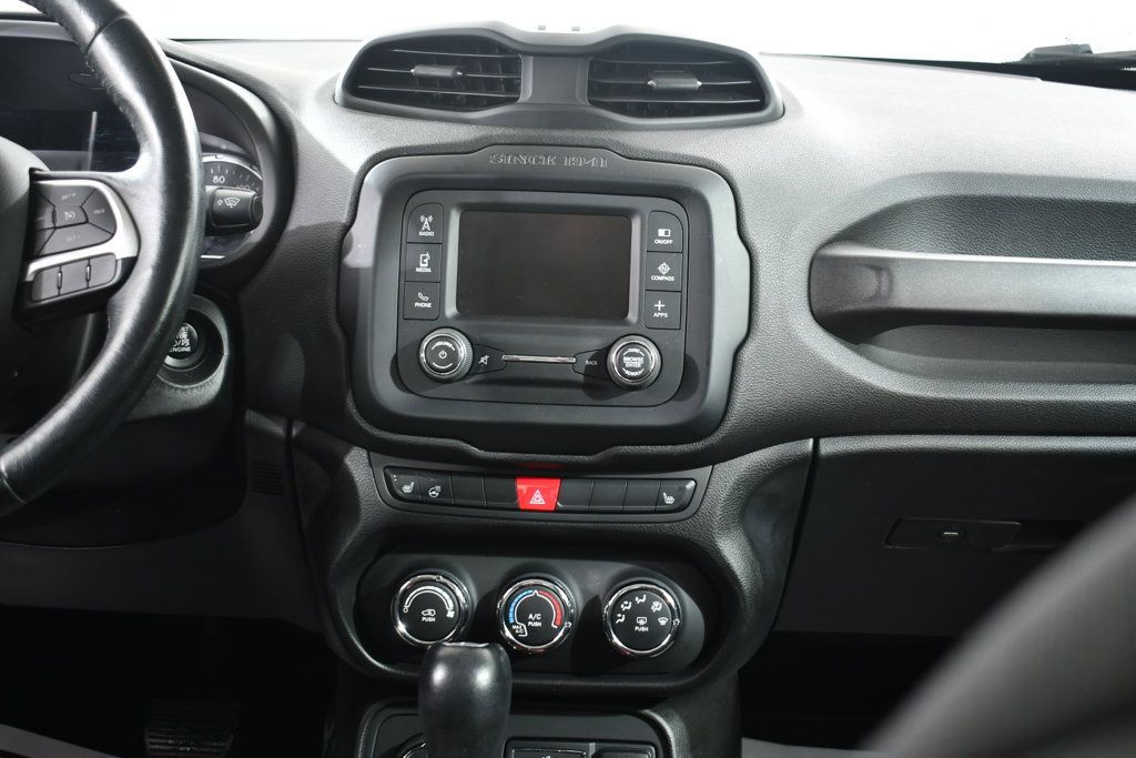 Used 2017 Jeep Renegade Trailhawk w/ Cold Weather Group II AWD/4WD image 9