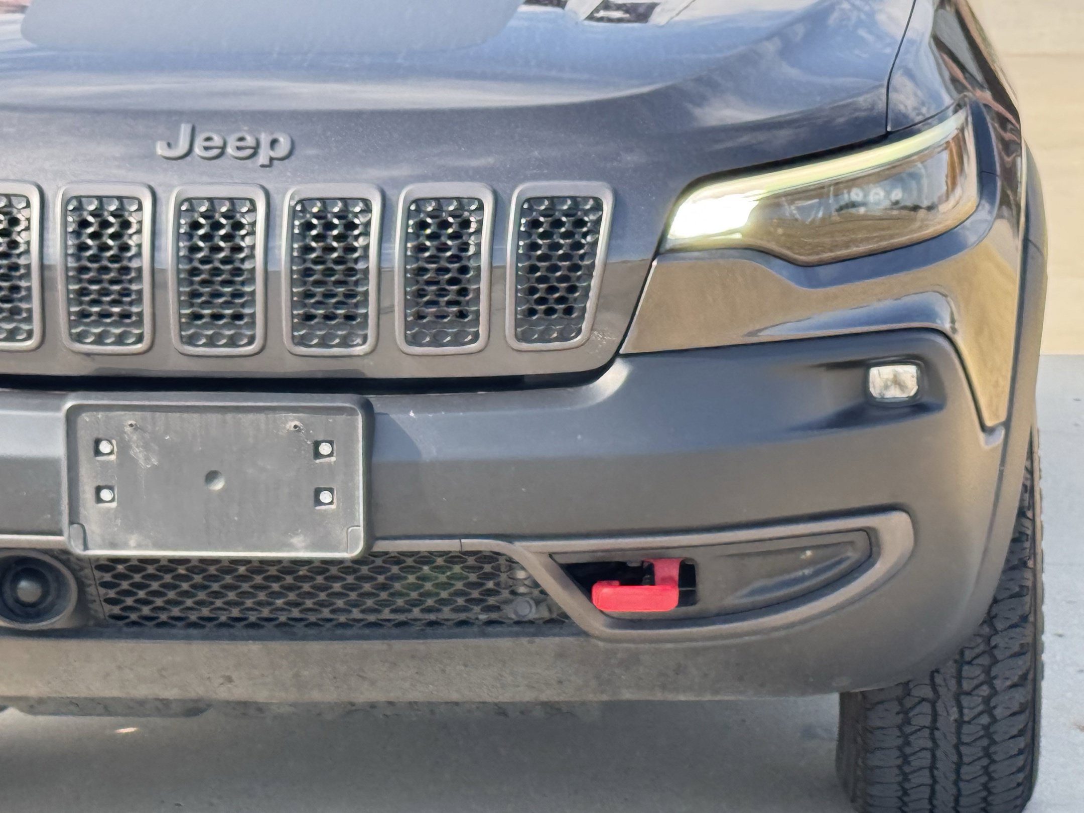 Used 2022 Jeep Cherokee Trailhawk w/ Technology Group B AWD/4WD image 10