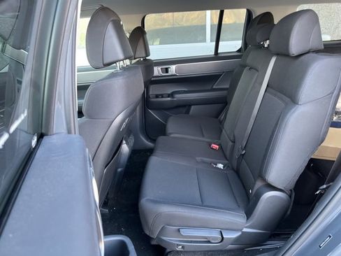 Used 2025 Hyundai Santa Fe SE image 14