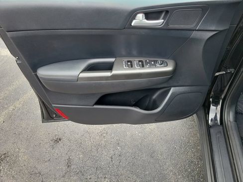 Used 2021 Kia Sportage LX FWD image 25