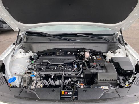 Used 2025 Hyundai Kona SEL image 32