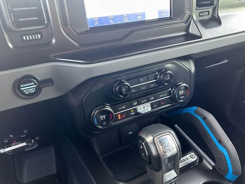 Certified 2021 Ford Bronco Black Diamond w/ Sasquatch Package image 25