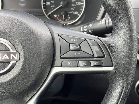 Used 2023 Nissan Altima 2.5 SV image 25