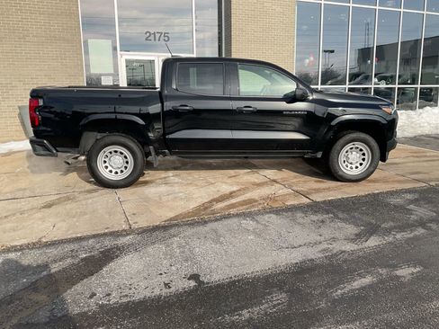 Used 2024 Chevrolet Colorado W/T image 4