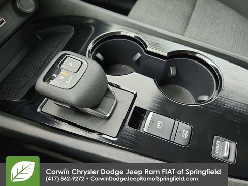 Used 2023 Nissan Rogue SV image 28