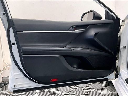 Used 2023 Toyota Camry LE image 24