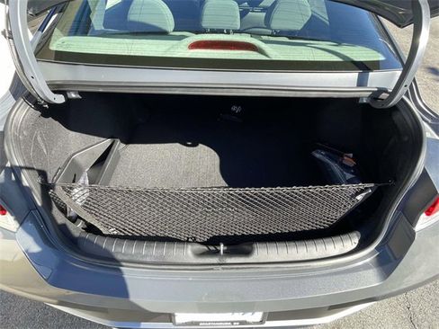 Certified 2024 Hyundai Elantra SEL w/ Convenience Package image 8