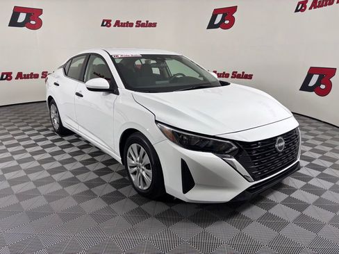 Used 2024 Nissan Sentra S image 8