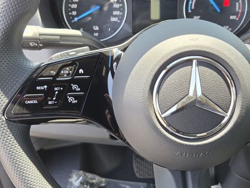 New 2025 Mercedes-Benz eSprinter 170 Cargo image 23