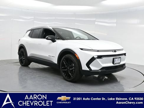 New 2026 Chevrolet Equinox EV LT image 30