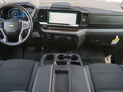 Used 2024 Chevrolet Silverado 2500 LT w/ Convenience Package AWD/4WD image 20