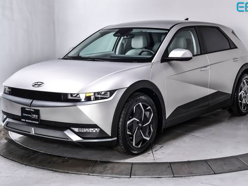 Used 2023 Hyundai Ioniq 5 SEL w/ Cargo Package image 2