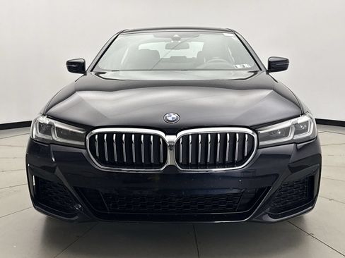 Used 2021 BMW 530i xDrive w/ M Sport Package AWD/4WD image 8