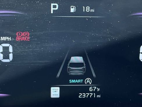 Used 2025 Kia Telluride S image 14