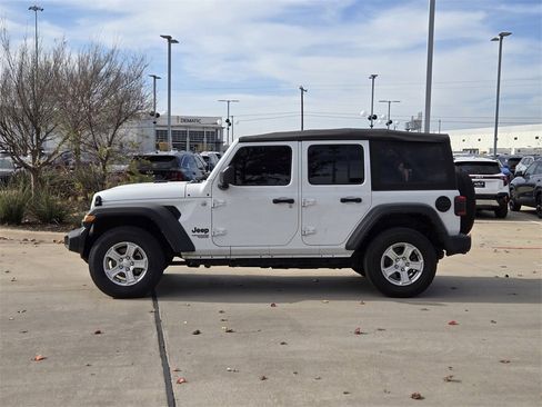 Used 2021 Jeep Wrangler Unlimited Sport image 12