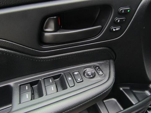 Used 2025 Honda Odyssey EX-L image 23