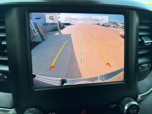 Used 2022 RAM 1500 Laramie AWD/4WD image 25