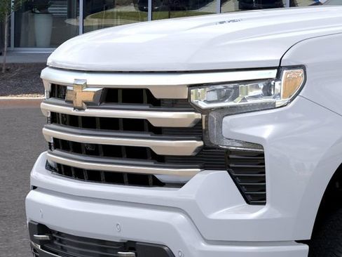 New 2026 Chevrolet Silverado 1500 High Country AWD/4WD image 13