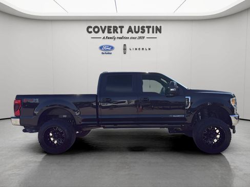 Used 2022 Ford F250 Lariat w/ Lariat Ultimate Package AWD/4WD image 6