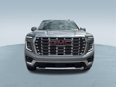 New 2026 GMC Yukon Denali w/ Denali Reserve Package AWD/4WD image 2