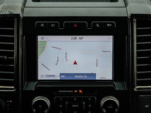 Used 2020 Ford F150 Raptor w/ Equipment Group 802A Luxury image 12