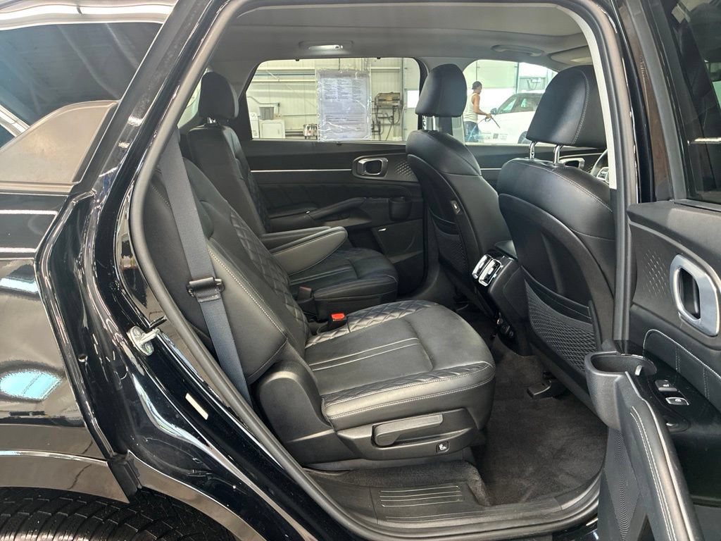 Certified 2023 Kia Sorento SX AWD/4WD image 23