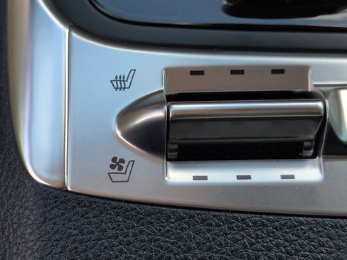 Certified 2026 Kia Carnival SX FWD image 31