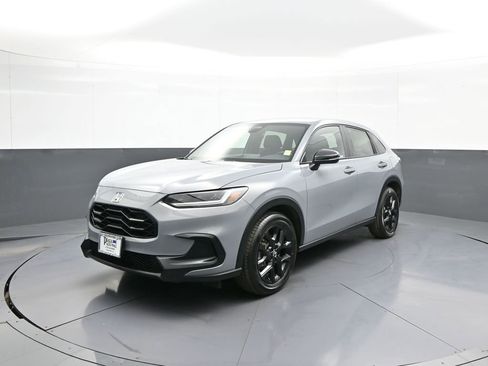 Certified 2024 Honda HR-V Sport image 1