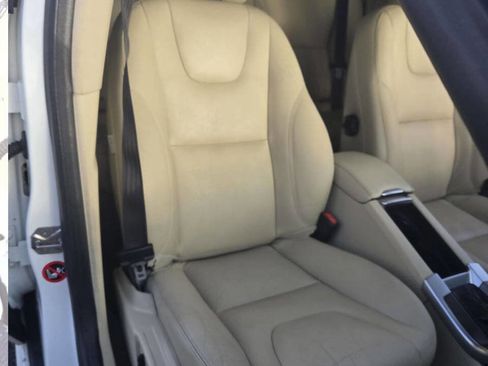 Used 2015 Volvo XC60 T6 image 36