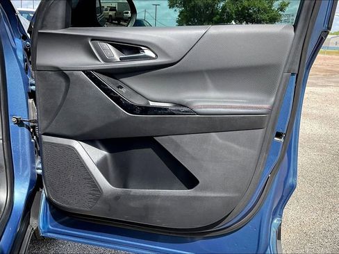 Certified 2025 Chevrolet Equinox RS w/ Safety and Technology Package FWD image 29