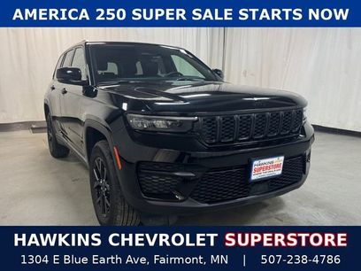 Used 2025 Jeep Grand Cherokee Altitude