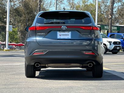 Used 2024 Toyota Venza LE