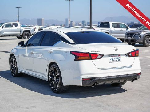 Used 2023 Nissan Altima 2.5 SR FWD image 8