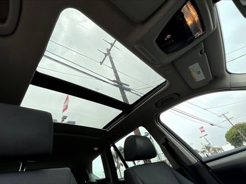 Used 2011 BMW X3 xDrive28i image 21