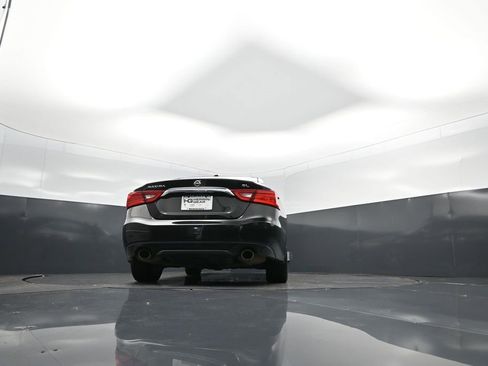 Used 2017 Nissan Maxima 3.5 SL image 41