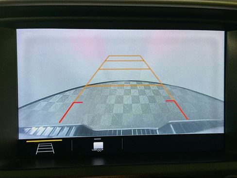 Used 2020 GMC Canyon SLE w/ SLE Convenience Package image 19