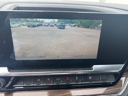 Used 2023 Chevrolet Silverado 1500 LT image 8