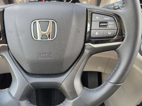Used 2025 Honda Odyssey EX-L image 21