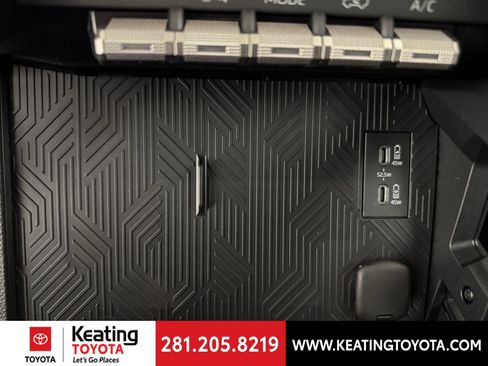 New 2026 Toyota 4Runner SR5 image 3